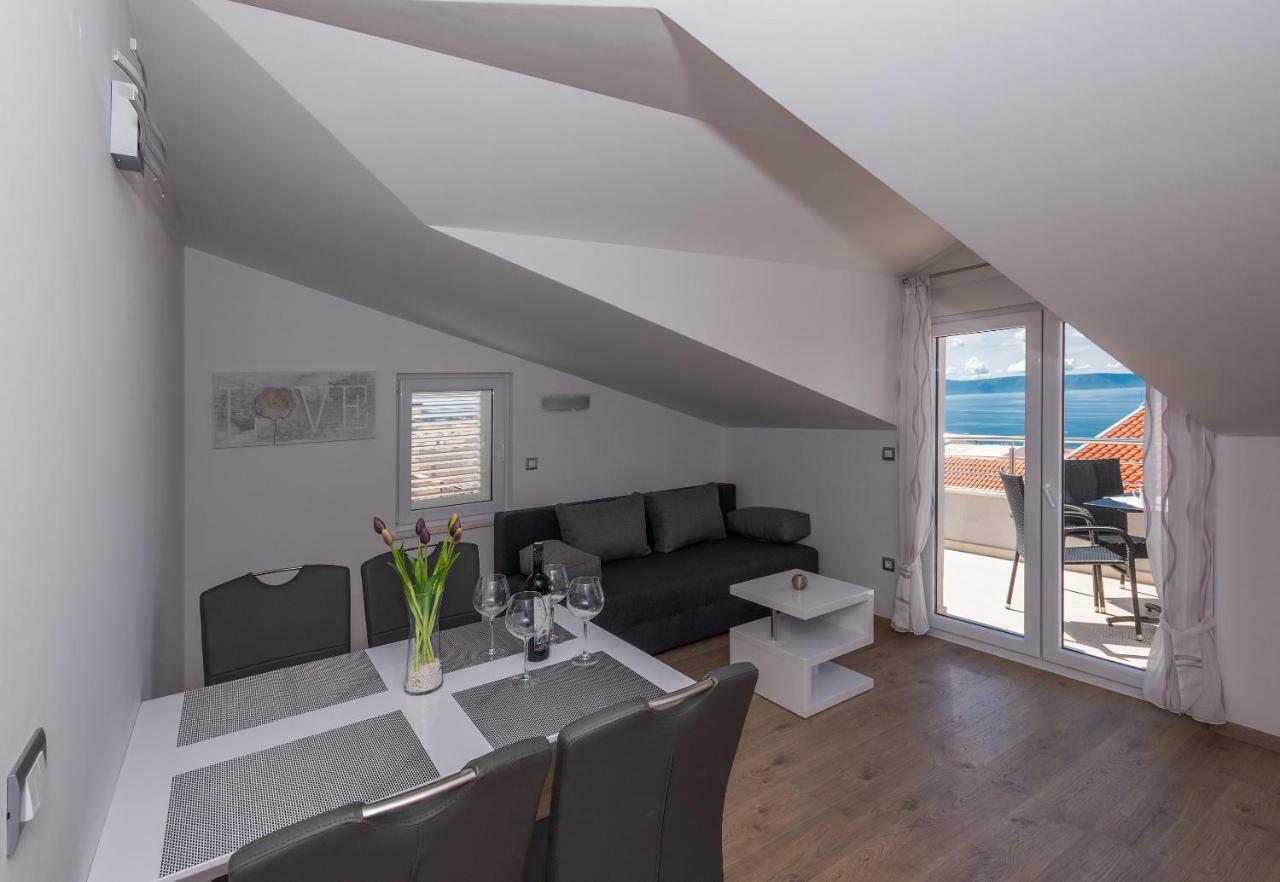Apartmani Vujcic Makarska Ngoại thất bức ảnh