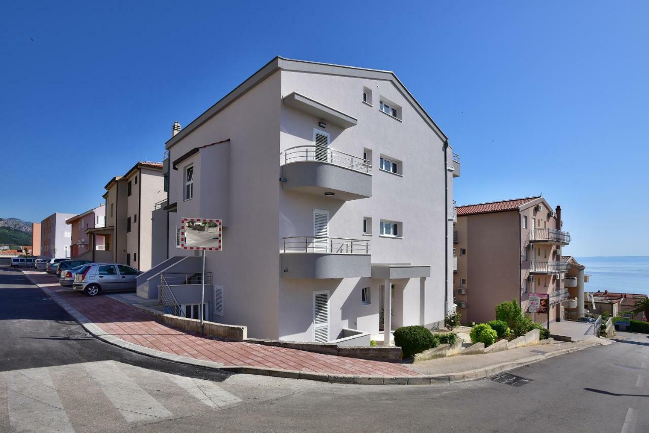 Apartmani Vujcic Makarska Ngoại thất bức ảnh